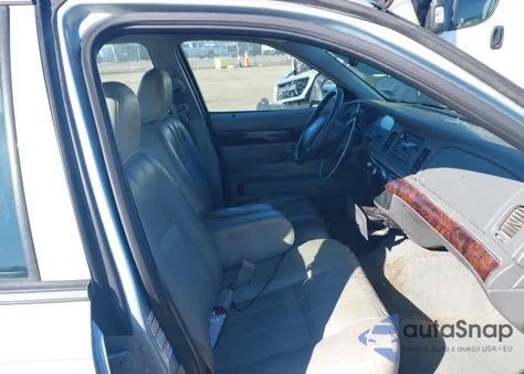 2004 Mercury Grand Marquis Ls z USA, uszkodzony, nr VIN 2MEHM75W54X669206